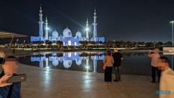 Sheikh Zayed Moschee Abu Dhabi 23.04.15 Von Arabien durch den Suezkanal zu Mittelmeerinseln AIDAcosma 003