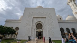 Sheikh Zayed Moschee Abu Dhabi 23.04.16 Von Arabien durch den Suezkanal zu Mittelmeerinseln AIDAcosma 075