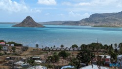 Antsiranana 23.11.23 Katamarane und Traumstrände auf Mauritius Seychellen Madagaskar AIDAblu 010