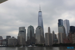 New York 18.10.01 - Big Apple, weißer Strand am türkisen Meer, riesiger Sumpf AIDAluna