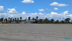 Spiaggia del Poetto Cagliari 23.05.03 Von Arabien durch den Suezkanal zu Mittelmeerinseln AIDAcosma 004