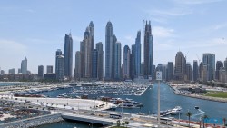 Dubai Marina Dubai 23.04.15 Von Arabien durch den Suezkanal zu Mittelmeerinseln AIDAcosma 005