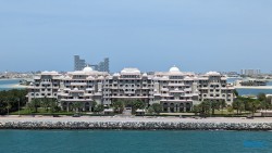 Palm Jumeirah Dubai 23.04.15 Von Arabien durch den Suezkanal zu Mittelmeerinseln AIDAcosma 015