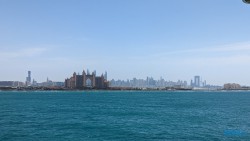 Palm Jumeirah Dubai 23.04.15 Von Arabien durch den Suezkanal zu Mittelmeerinseln AIDAcosma 028