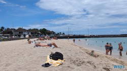 Plage de St Gilles Le Port 23.11.30 Katamarane und Traumstrände auf Mauritius Seychellen Madagaskar AIDAblu 044