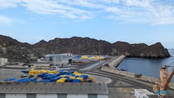 Muscat 23.04.18 Von Arabien durch den Suezkanal zu Mittelmeerinseln AIDAcosma 001