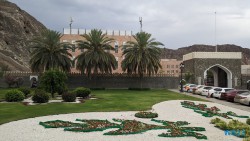 Sultanspalast Al Alam Muscat 23.04.18 Von Arabien durch den Suezkanal zu Mittelmeerinseln AIDAcosma 047