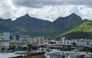 Port Louis 23.11.29 Katamarane und Traumstrände auf Mauritius Seychellen Madagaskar AIDAblu 007