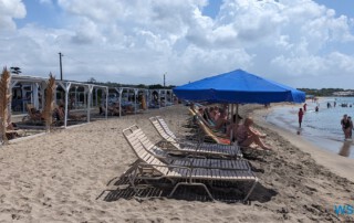 Pinneys Beach Basseterre 24.02.27 Traumhafte Strände und Wale in Mittelamerika und Karibik AIDAluna 008